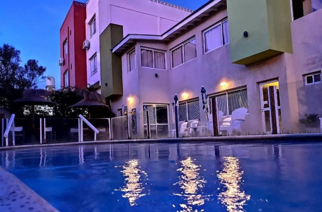 Hosteria Magnolia Villa Gesell Exterior photo